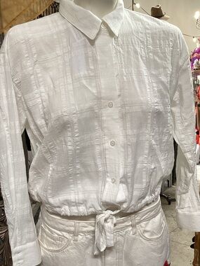 Young Fabulous & Broke White Textured Button-Up Blouse